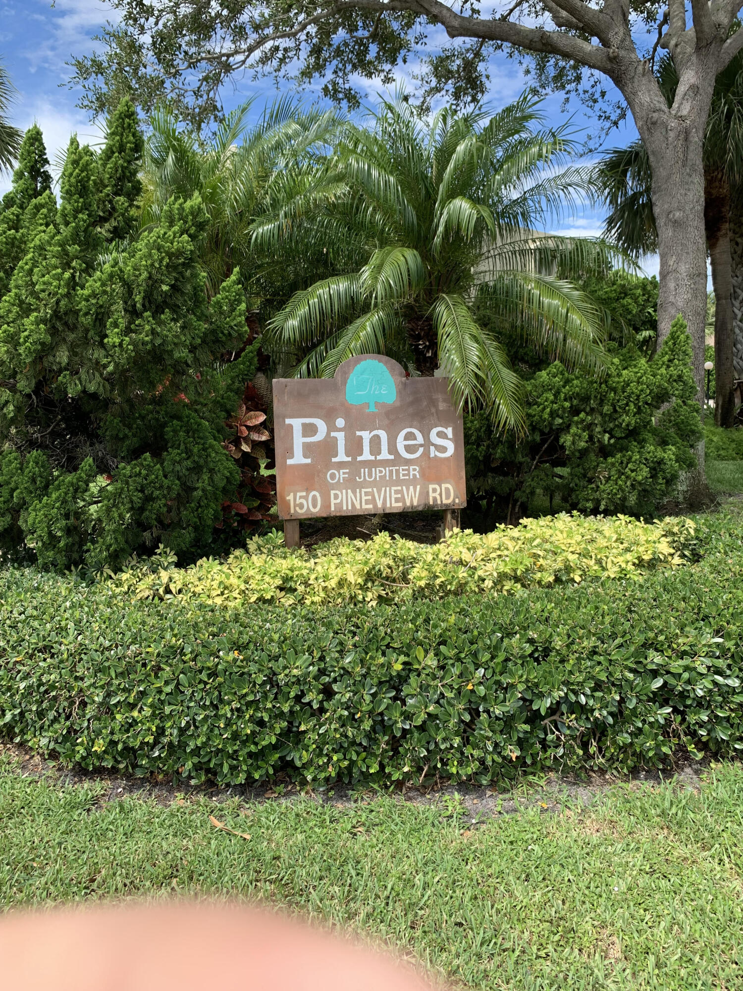 150 Pineview Road, Unit I4 Jupiter, FL 33469 - Photo 34 of 35 a view of a street sign