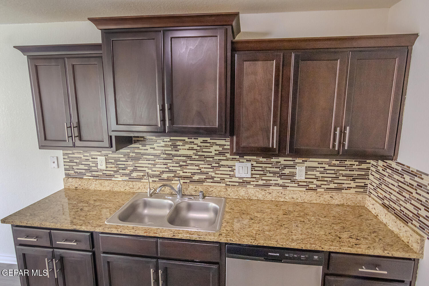 810 Villas Del Sol Road Socorro, TX 79927 - Photo 13 of 33 810 Villas Del Sol _ 014