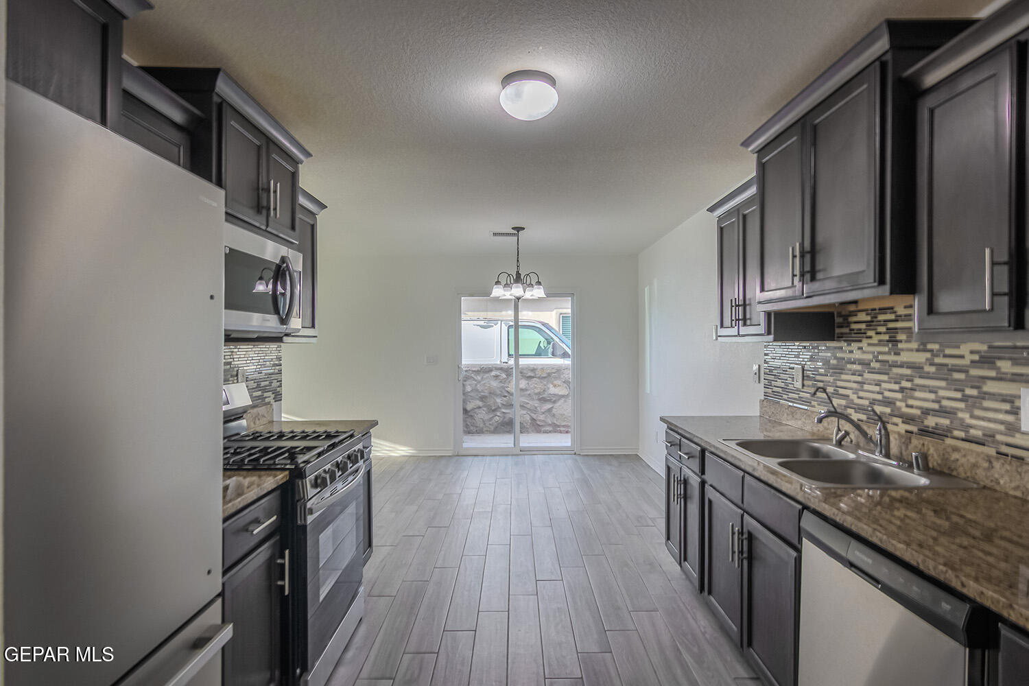 810 Villas Del Sol Road Socorro, TX 79927 - Photo 15 of 33 810 Villas Del Sol _ 016