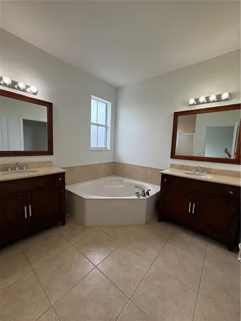 $3,750 | 7412 Northwest 108th Path, Doral, FL 33178