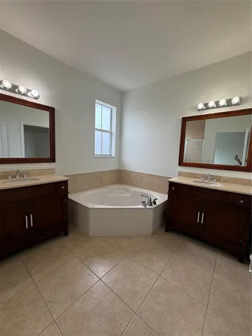 $4,000 | 7412 Northwest 108th Path, Doral, FL 33178