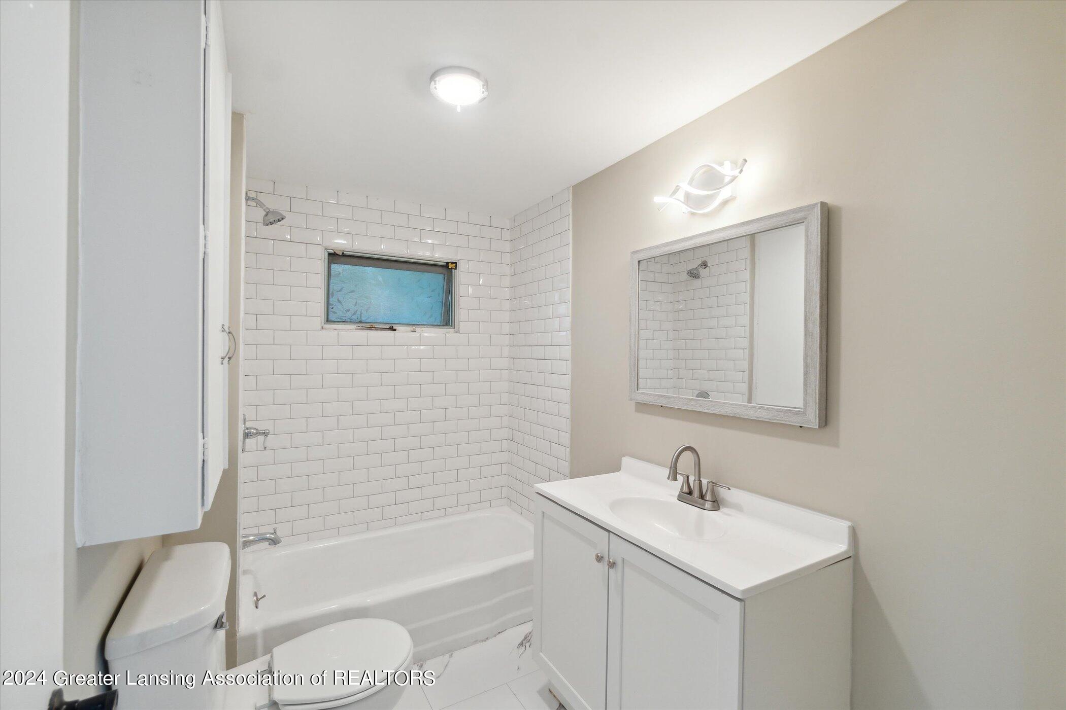 326 West Holmes Road Lansing, MI 48910 - Photo 13 of 48 22-326-W-Holmes-Rd-Lansing-MI-48910-Wind