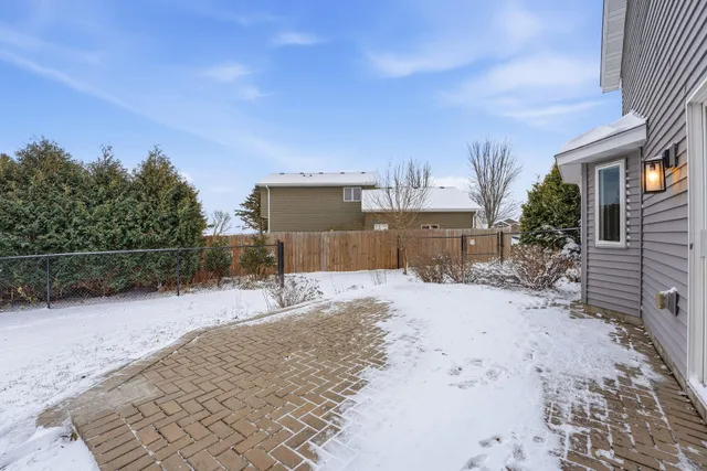 $425,000 | 1705 Vale Court, Faribault, MN 55021