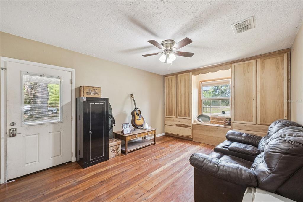 2201 Highway 50 Webster, FL 33597 - Photo 18 of 38