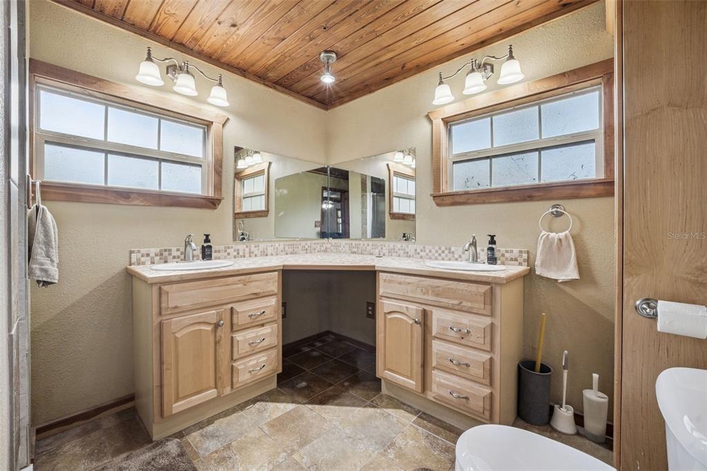 2201 Highway 50 Webster, FL 33597 - Photo 20 of 38