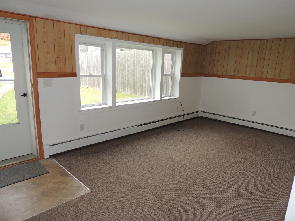 60 Carmichael Road Binghamton, NY 13901 - Photo 4 of 18 Gallery Image 4