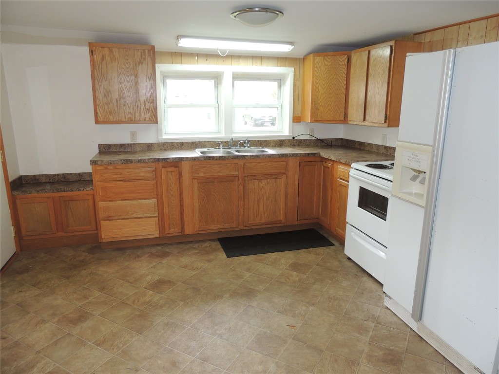 60 Carmichael Road Binghamton, NY 13901 - Photo 6 of 18 Gallery Image 6