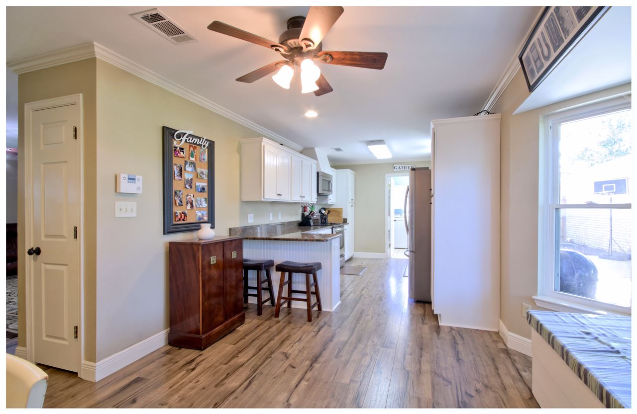 717 West Orchid Avenue Foley, AL 36535 - Photo 6 of 25