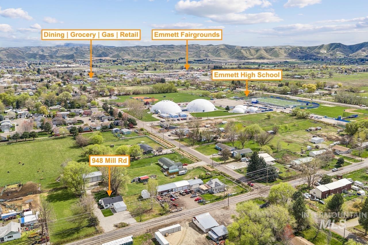 948 South Mill Road Emmett, ID 83617 - Photo 38 of 38 Drone / aerial view of a mountainous background