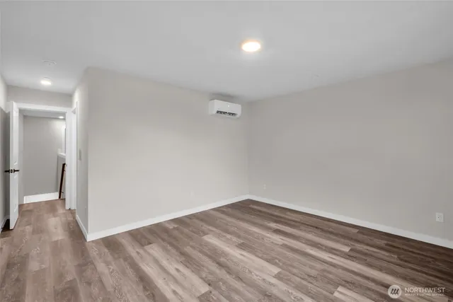 $3,195 | 15613 Admiralty Way, Unit B2, Lynnwood, WA 98087