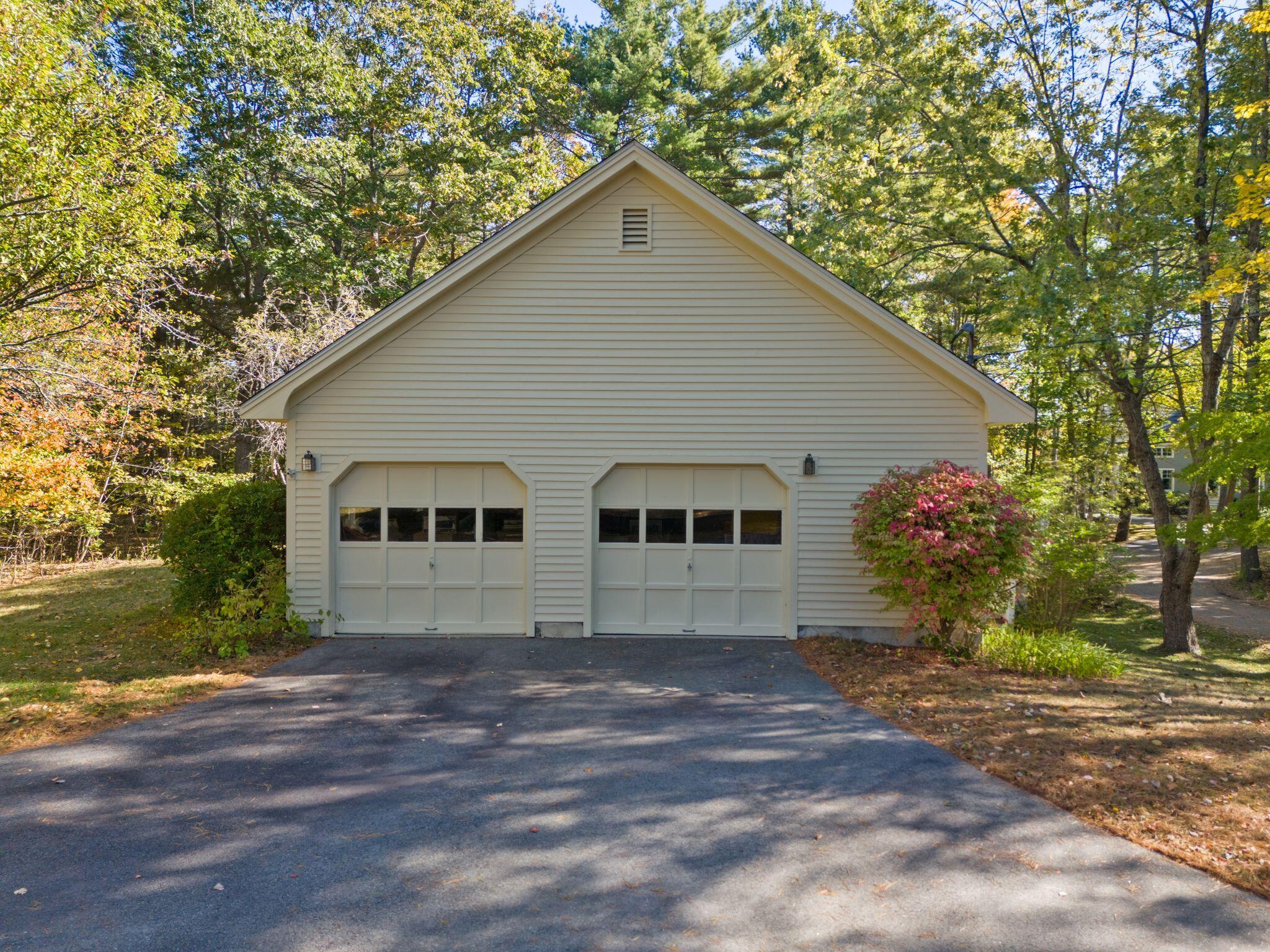6 Passaic Road Cape Neddick, ME 03902 - Photo 27 of 35 2 car attached garage