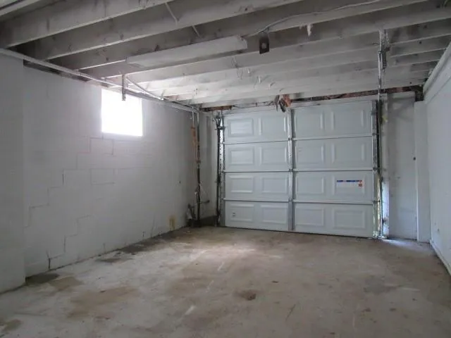 a view of a garage