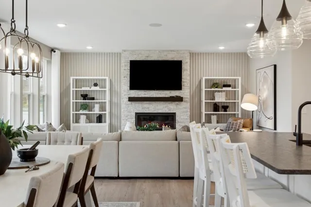 $582,990 | 10398 McGregor Boulevard, Woodbury, MN 55129