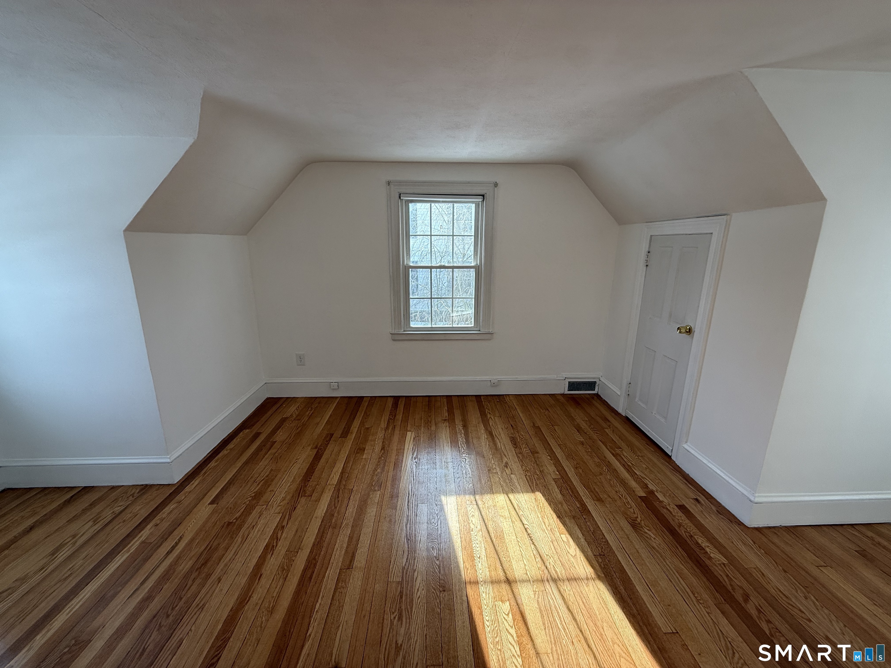 82 Grove Street Southington, CT 06479 - Photo 15 of 29