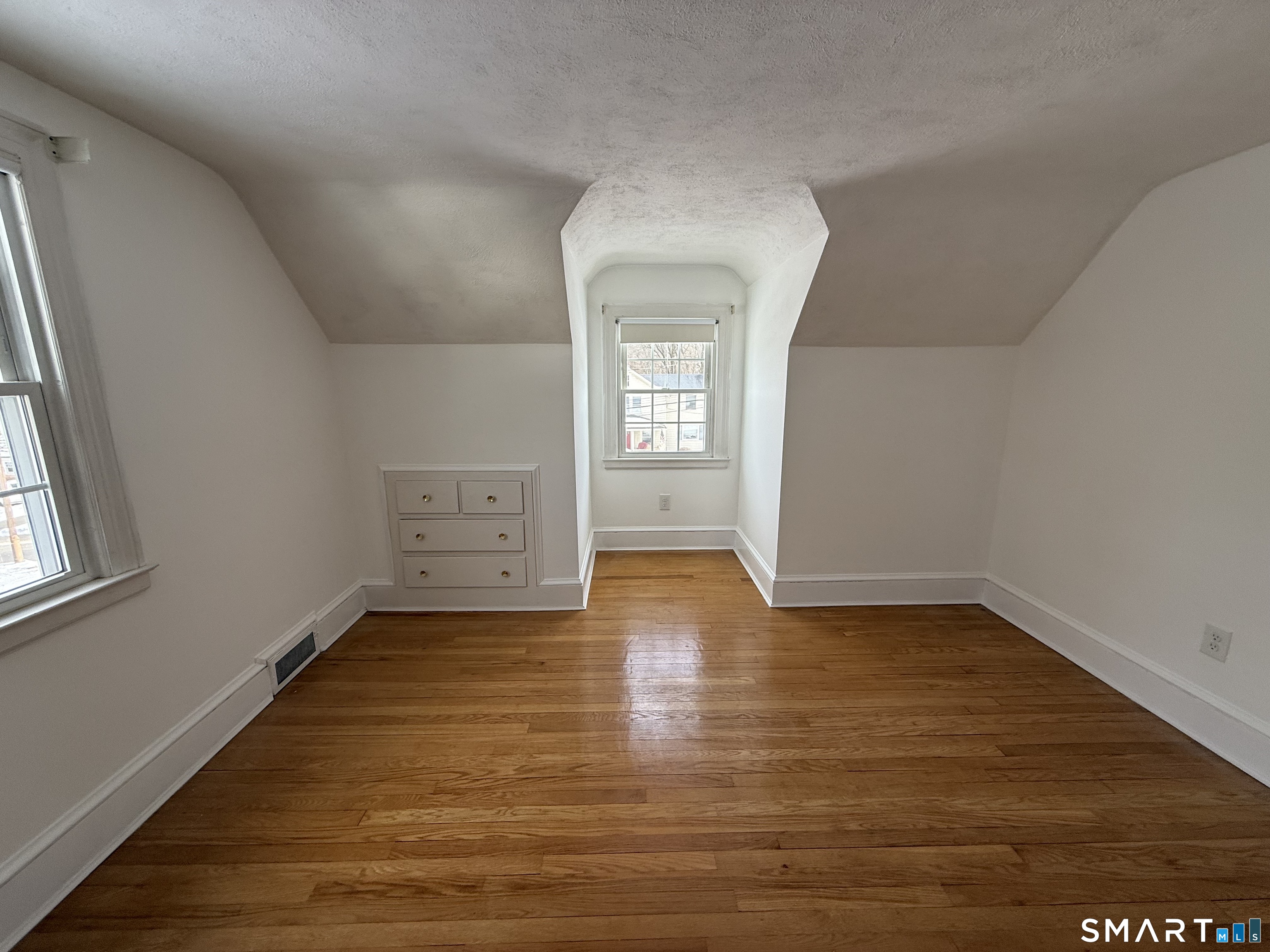 82 Grove Street Southington, CT 06479 - Photo 18 of 29