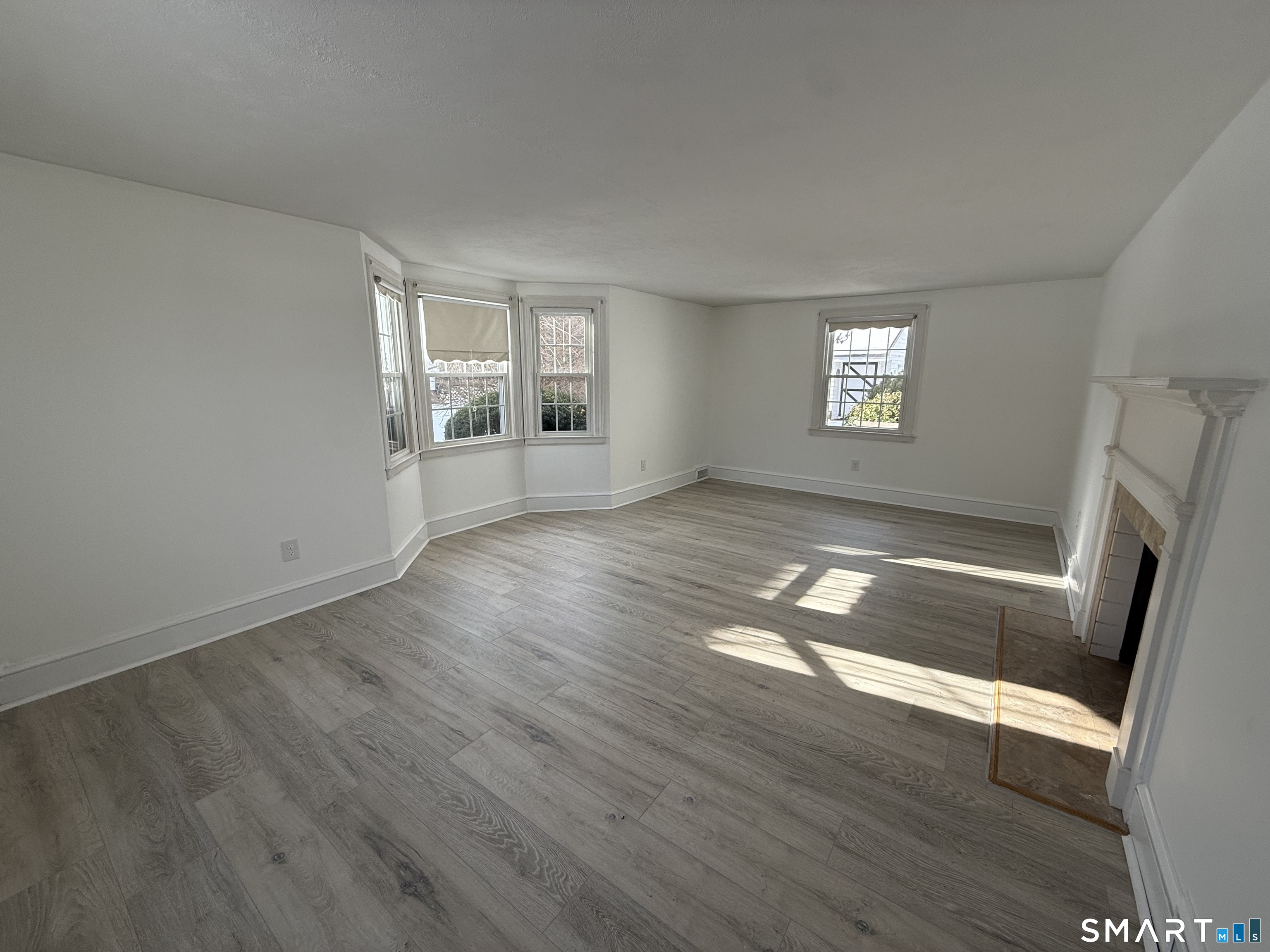 82 Grove Street Southington, CT 06479 - Photo 9 of 29