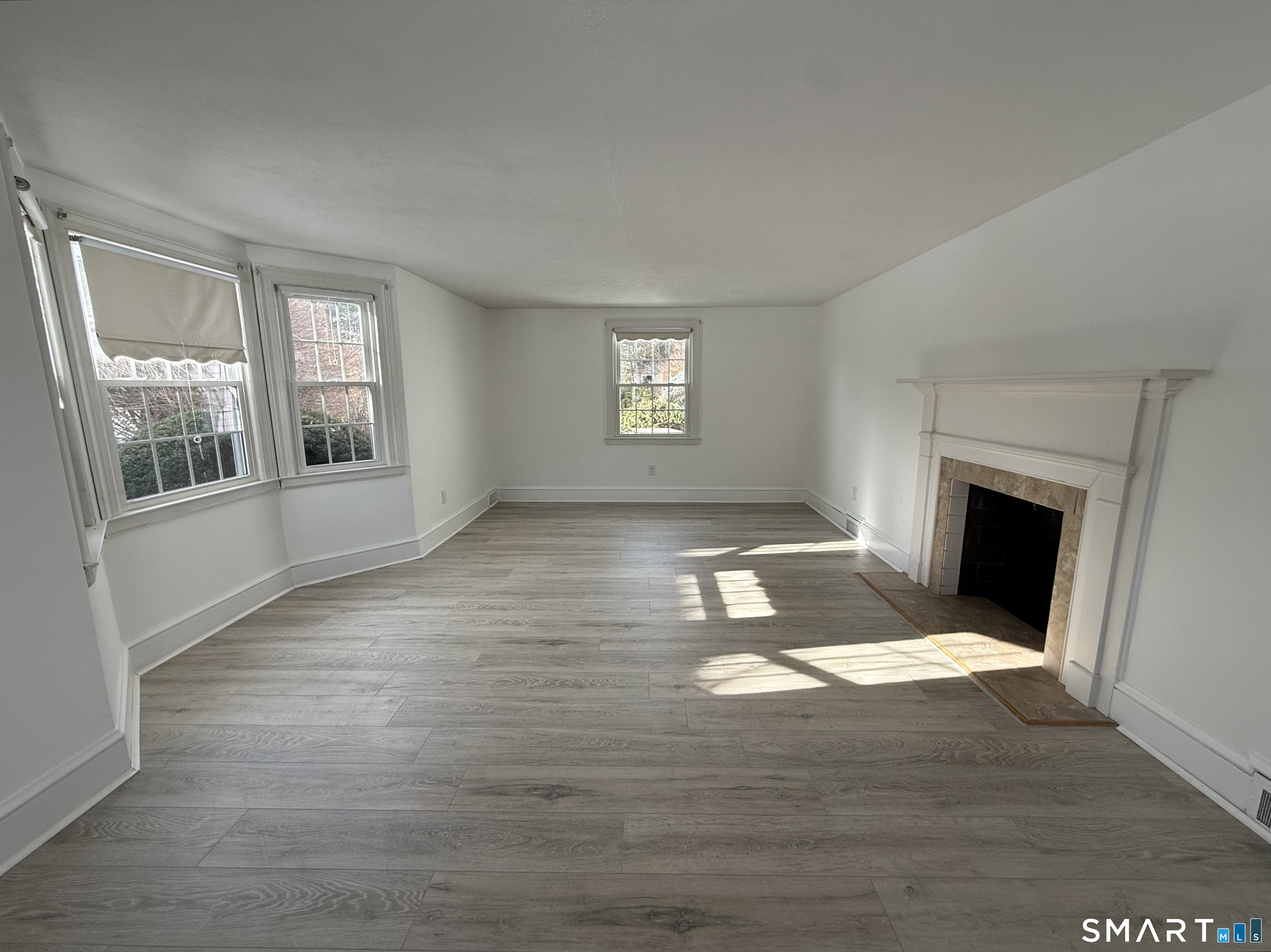 82 Grove Street Southington, CT 06479 - Photo 10 of 29