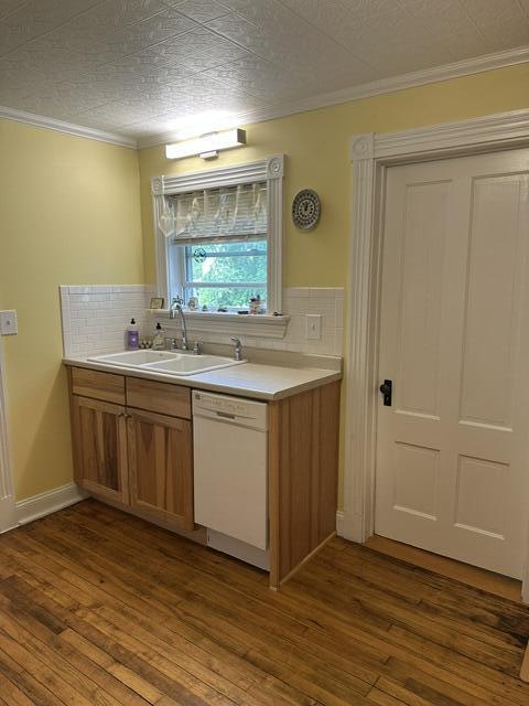 57 Perkins Street Bangor, ME 04401 - Photo 9 of 38 IMG_7105