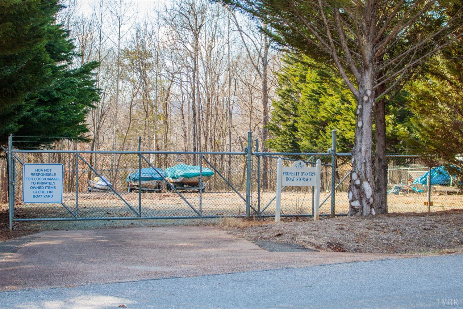 31 Crestview Lane Gretna, VA 24557 - Photo 6 of 14 a view of outdoor space with entertaining space