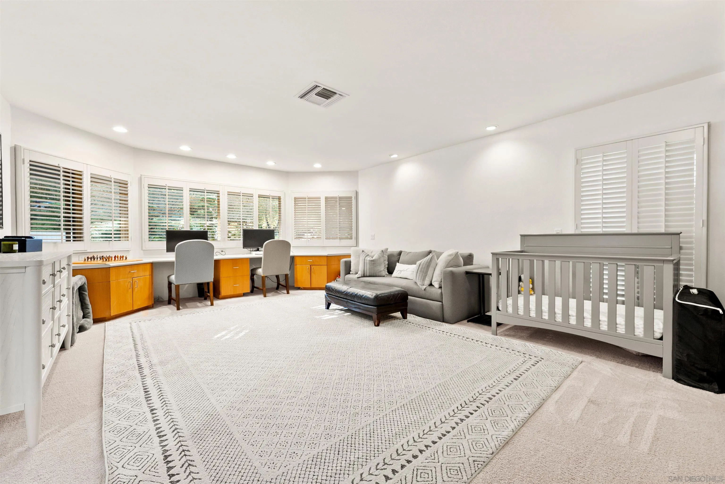 5491 Calzada Del Bosque Rancho Santa Fe, CA 92067 - Photo 33 of 69 Guest bedroom - We can a bed or leave it like a large office, yoga room or playroom for the kids!