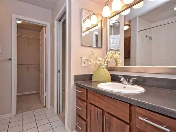 $1,595 | 6804 North Capital Of Texas Highway, Unit 326, Austin, TX 78731