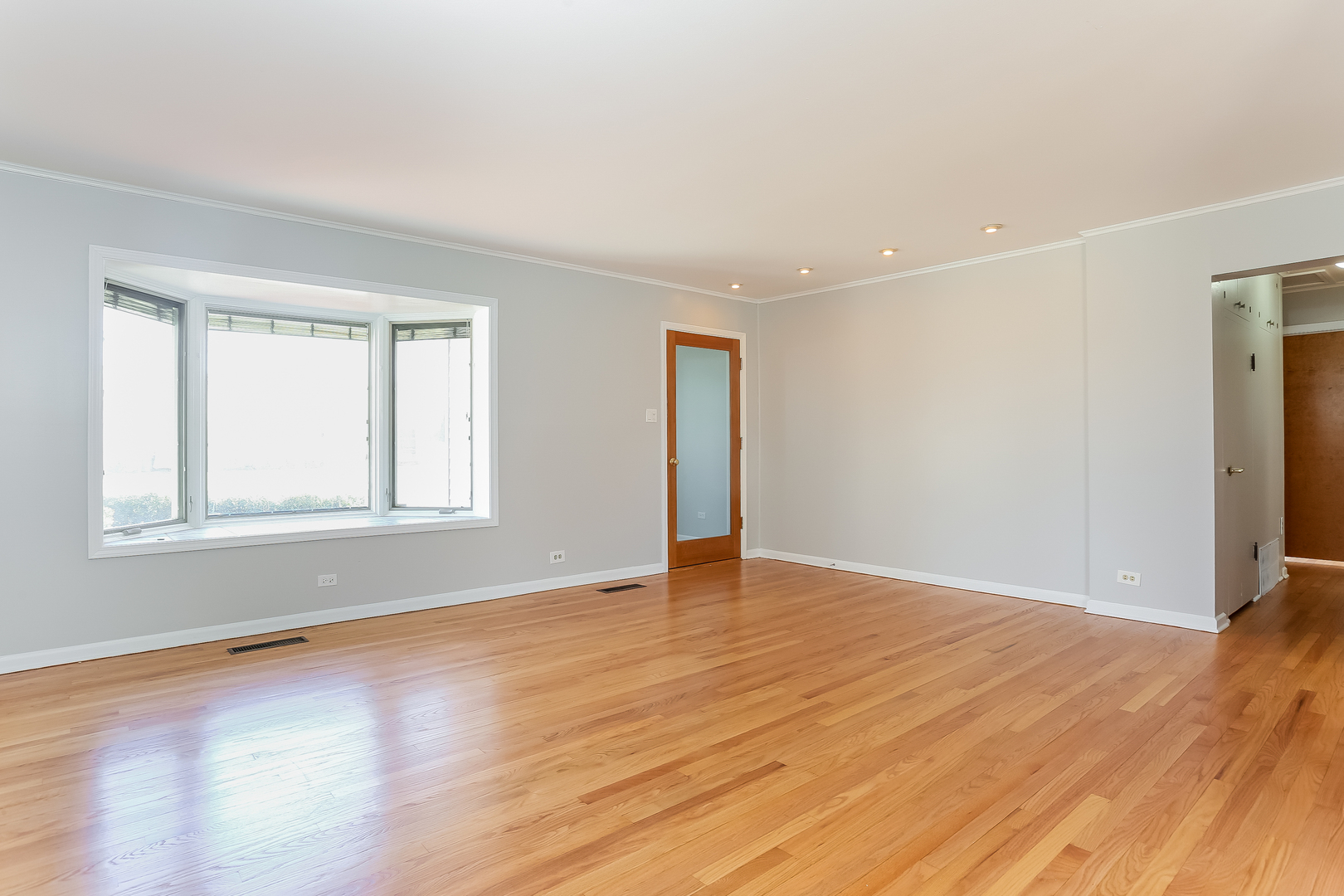 1200 Dell Road Northbrook, IL 60062 - Photo 7 of 22