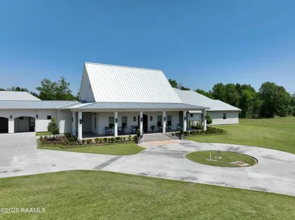 $5,200,000 | 235 North Fieldspan Road, Unit C, Scott, LA 70583