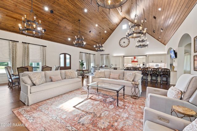 $5,300,000 | 235 North Fieldspan Road, Unit C, Scott, LA 70583