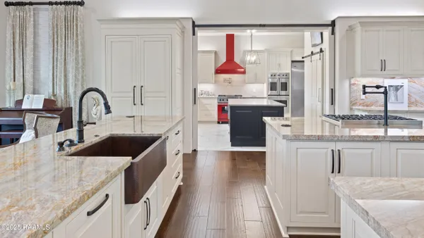 $5,200,000 | 235 North Fieldspan Road, Unit C, Scott, LA 70583