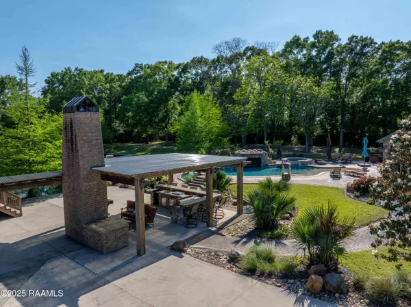 $5,200,000 | 235 North Fieldspan Road, Unit C, Scott, LA 70583