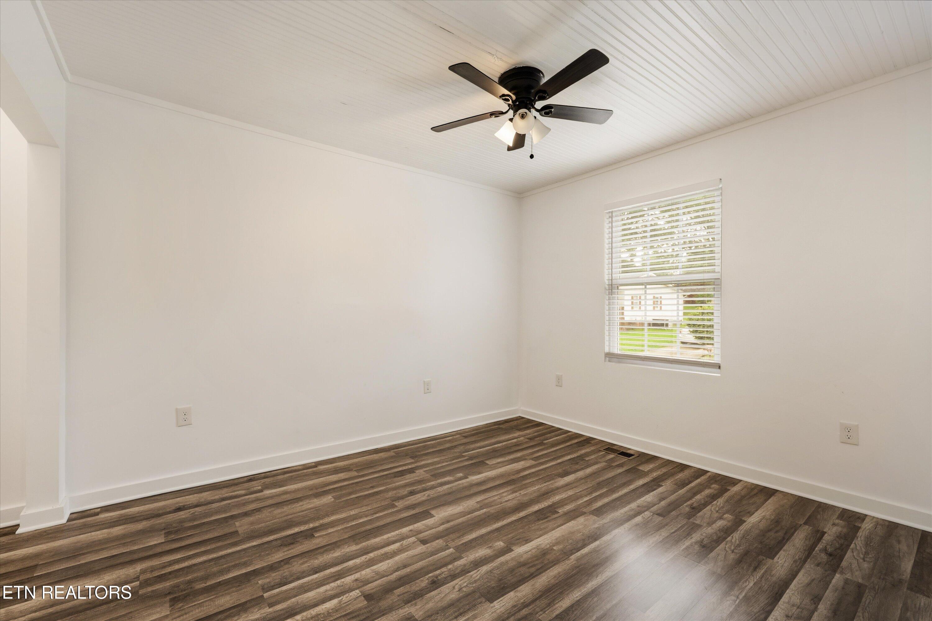 280 West Newcomen Street Alcoa, TN 37701 - Photo 14 of 28 14-280 W Newcomen St 11