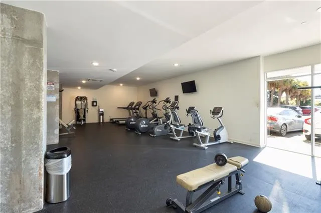 $945 | 6324 Chef Menteur Highway, New Orleans, LA 70126