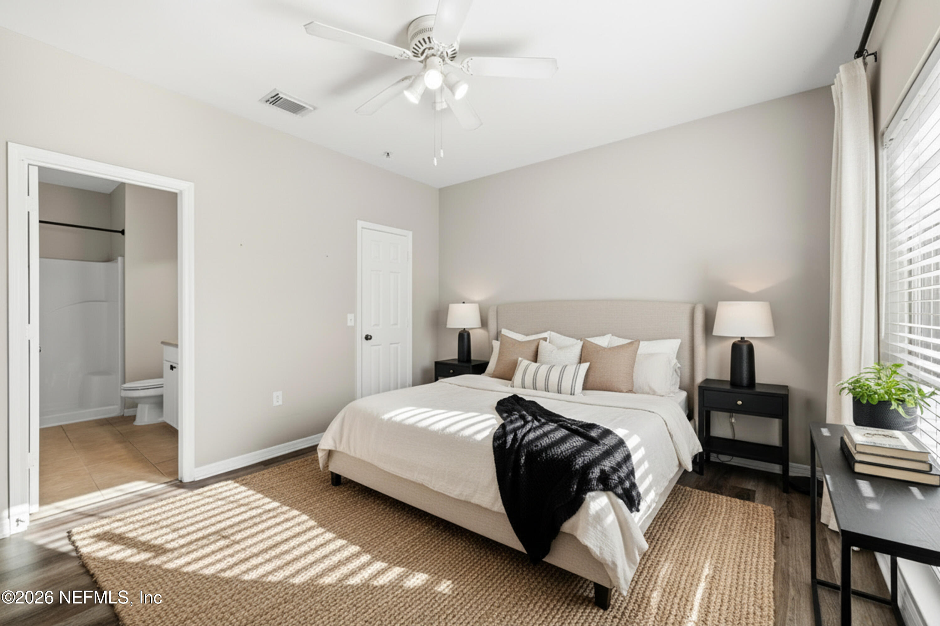 10961 Burnt Mill Road, Unit 1021 Jacksonville, FL 32256 - Photo 13 of 34 Guest Bedroom
