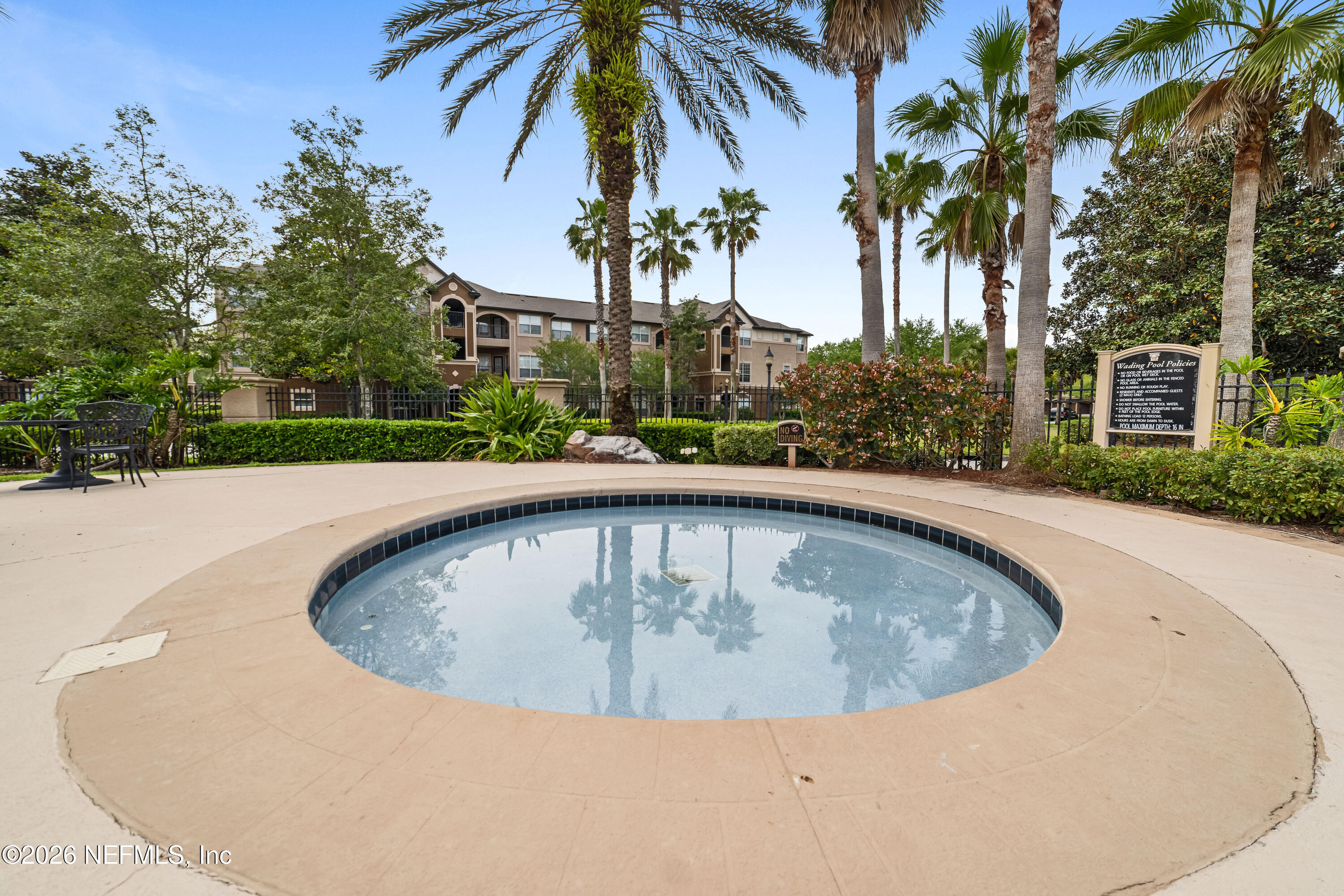 10961 Burnt Mill Road, Unit 1021 Jacksonville, FL 32256 - Photo 30 of 34 Hot tub
