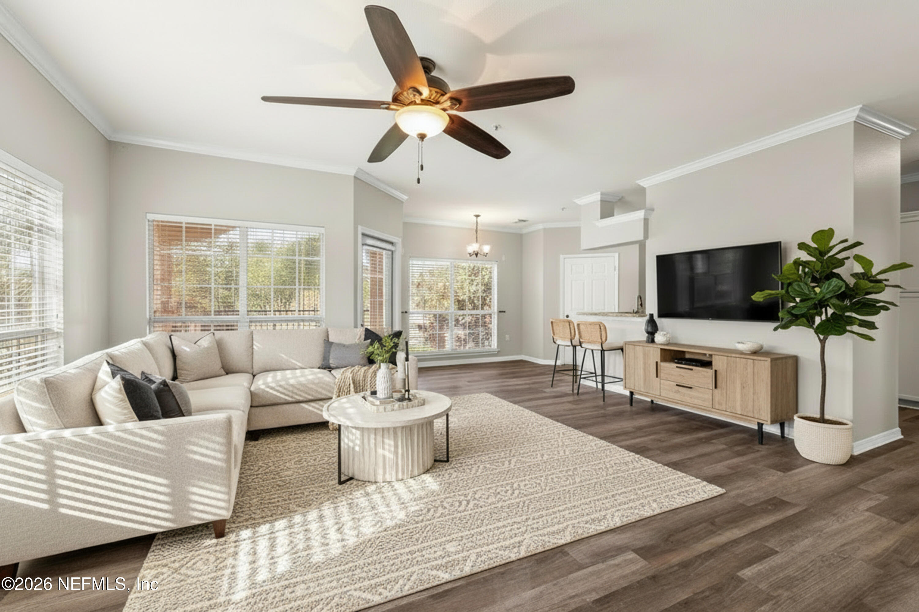 10961 Burnt Mill Road, Unit 1021 Jacksonville, FL 32256 - Photo 4 of 34 Living Area