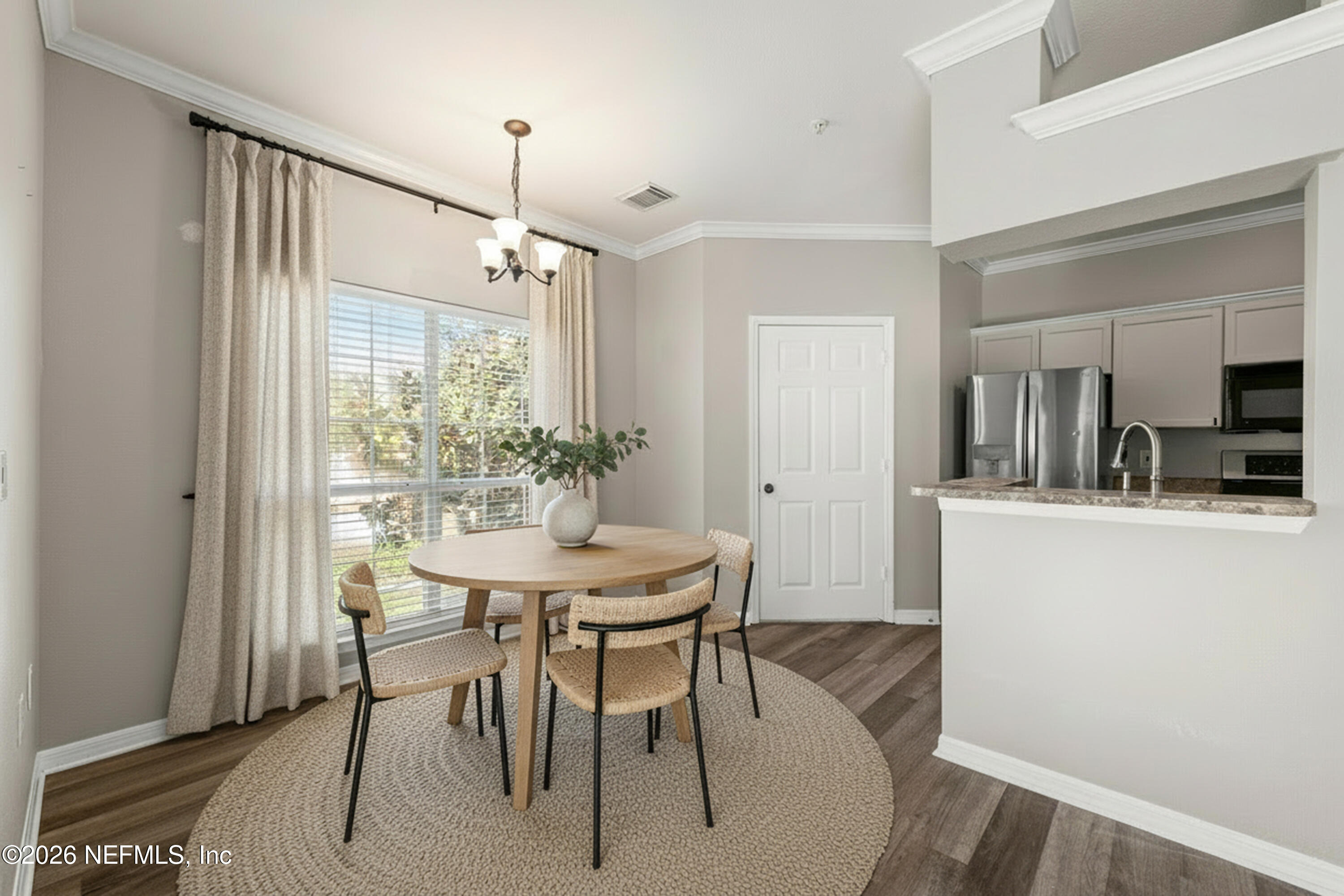 10961 Burnt Mill Road, Unit 1021 Jacksonville, FL 32256 - Photo 7 of 34 Dining Area