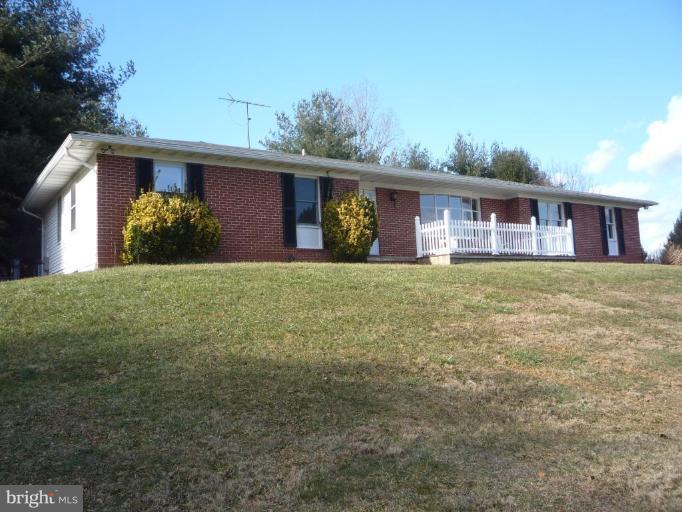 18702 Falls Road Hampstead, MD 21074 - Photo 3 of 25 Exterior #3