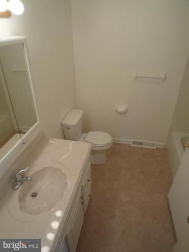 18702 Falls Road Hampstead, MD 21074 - Photo 24 of 25 Bath #2
