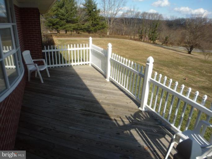 18702 Falls Road Hampstead, MD 21074 - Photo 5 of 25 Exterior #5