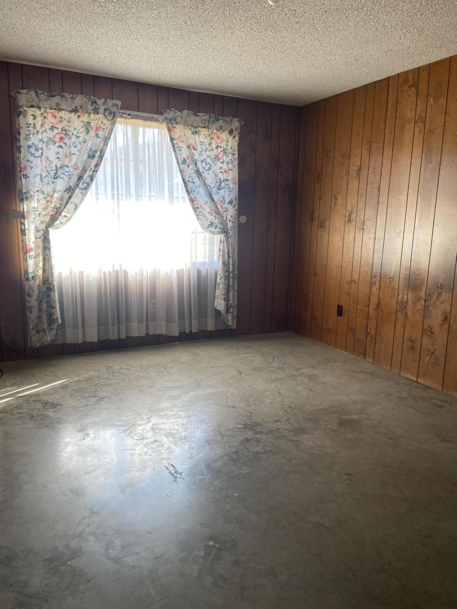 3319 Wolf Creek Road Spring City, TN 37381 - Photo 8 of 13
