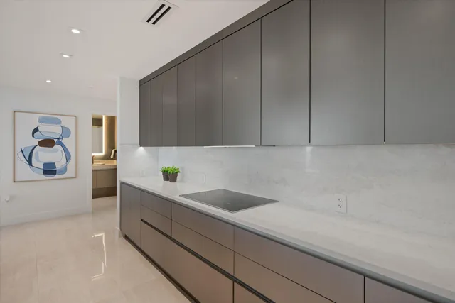 $3,500,000 | 3100 North Ocean Drive, Unit P602, Singer Island, FL 33404