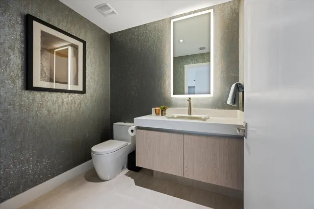 $3,500,000 | 3100 North Ocean Drive, Unit P602, Singer Island, FL 33404