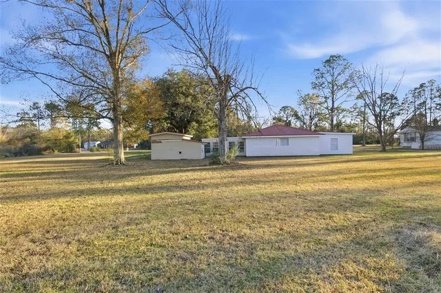 $285,000 | 348 Phils Lane, Lake Charles, LA 70611