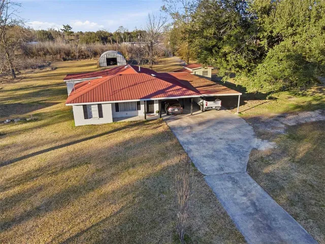 $285,000 | 348 Phils Lane, Lake Charles, LA 70611