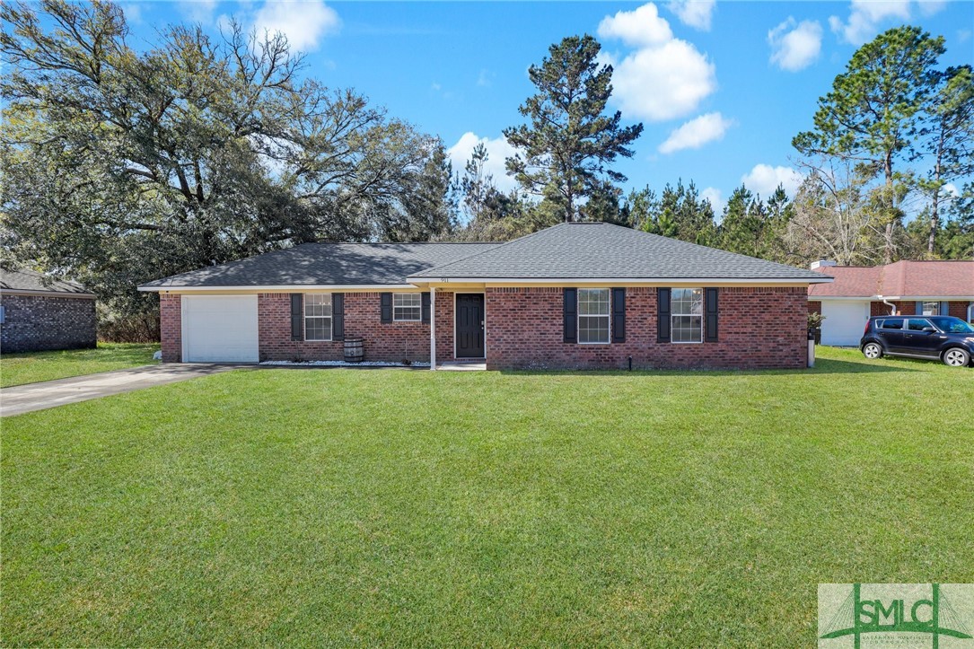 911 Summer Drive Hinesville, GA 31313 - Photo 4 of 37