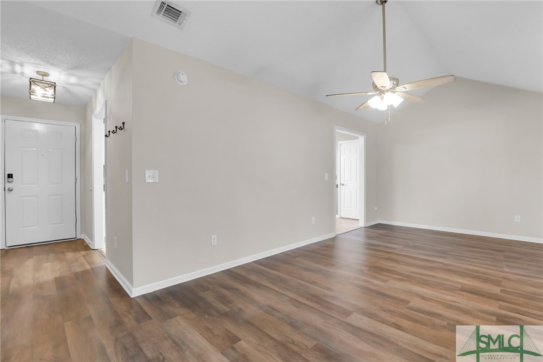 911 Summer Drive Hinesville, GA 31313 - Photo 6 of 37