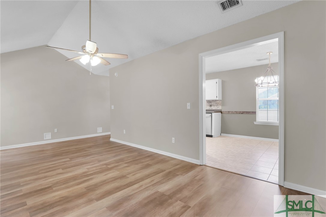 911 Summer Drive Hinesville, GA 31313 - Photo 9 of 37