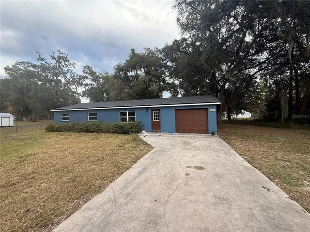 $1,950 | 859 Cr 541 Sumterville, Sumterville, FL 33585