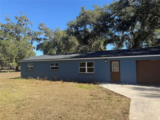 $1,950 | 859 Cr 541 Sumterville, Sumterville, FL 33585