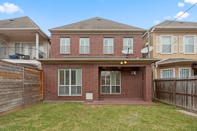 $3,500 | 5351 McCulloch Circle, Houston, TX 77056